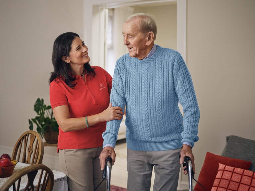 dovida- home-care-services-walking-together-elderly-care